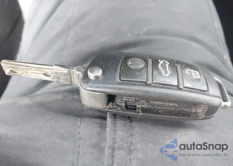 2015 Audi A3 1.8T Premium z USA, uszkodzony, nr VIN WAUACGFFXF1021289